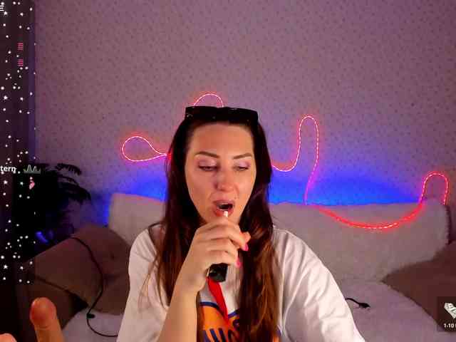 EternalLilith webcam