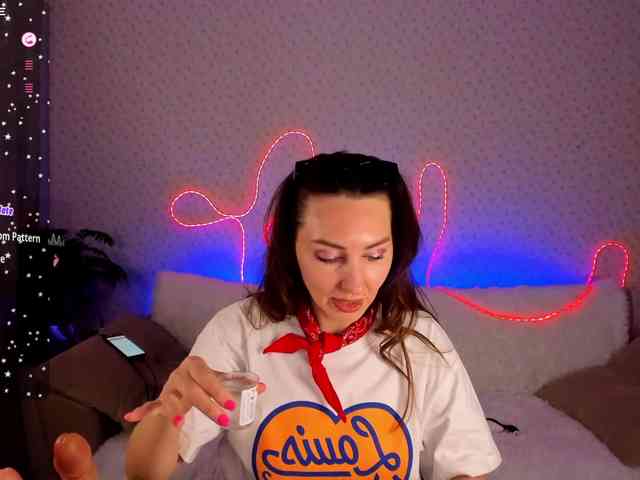 EternalLilith webcam