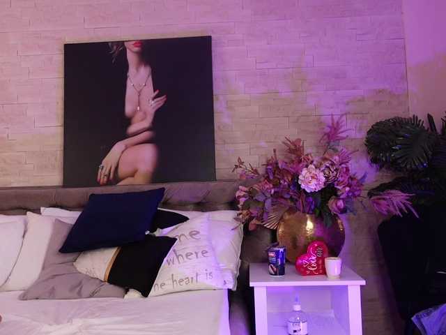 FeliciaKrige webcam