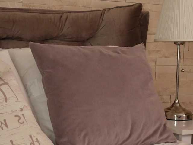 FeliciaKrige live webcam show