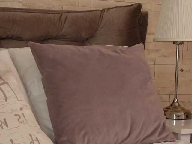 FeliciaKrige live webcam show