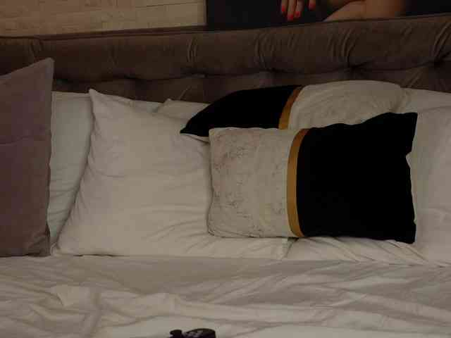 FeliciaKrige webcam