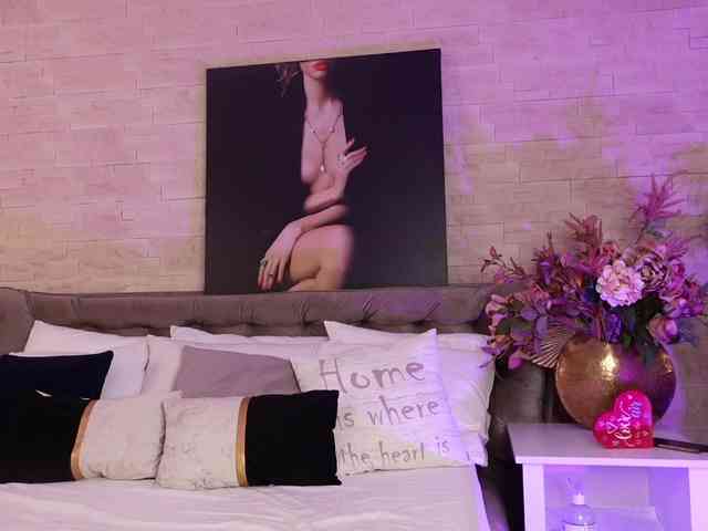 FeliciaKrige webcam