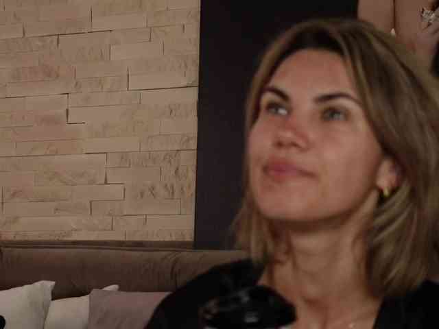 FeliciaKrige webcam
