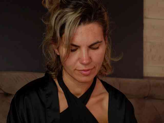FeliciaKrige webcam