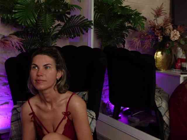 FeliciaKrige webcam