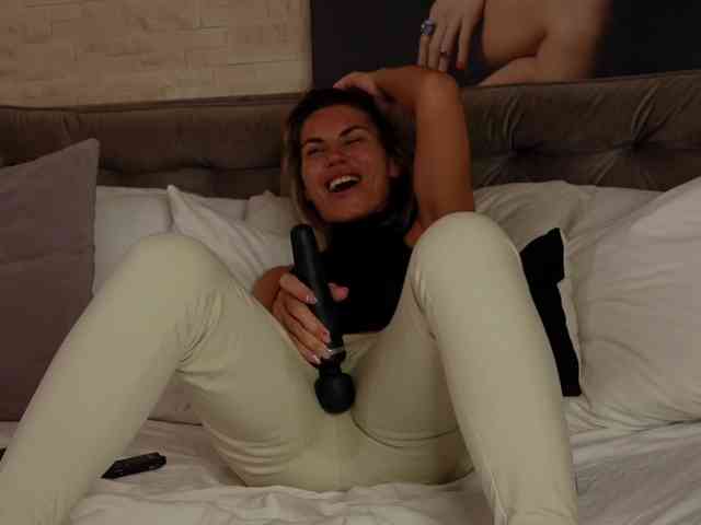 FeliciaKrige webcam