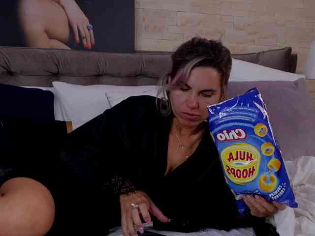 FeliciaKrige webcam