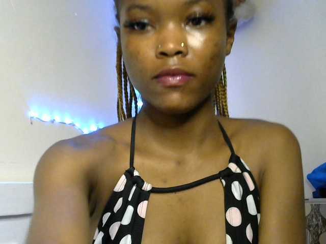 sumeyhia live cam on BongaCams