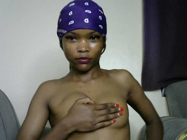 sumeyhia live cam on BongaCams