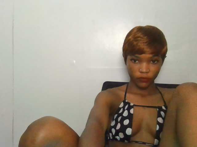 sumeyhia live cam on BongaCams