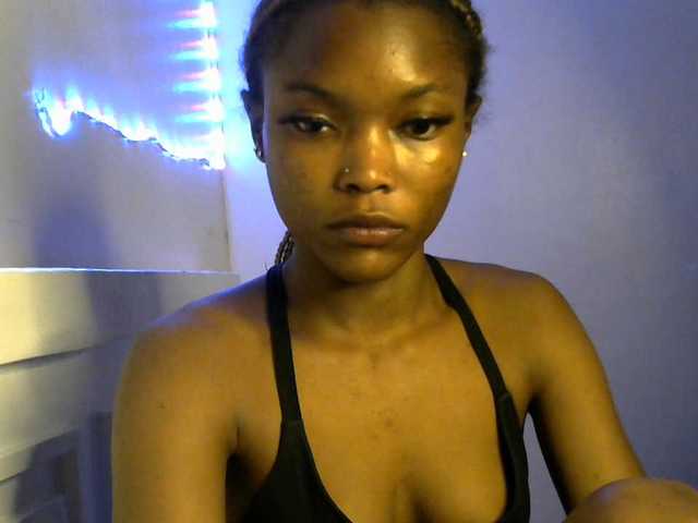 sumeyhia live cam on BongaCams