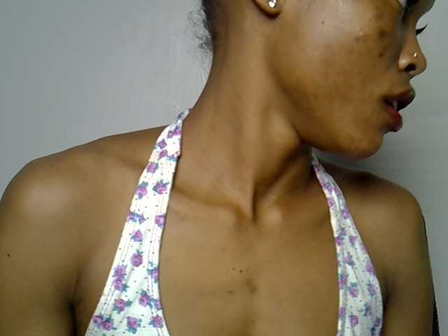 sumeyhia live cam on BongaCams