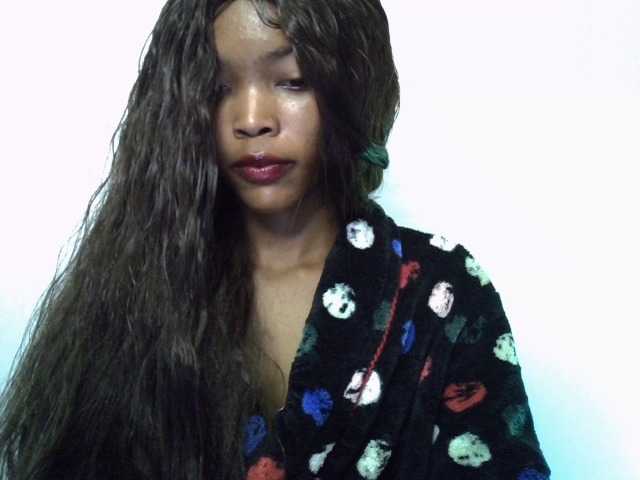 sumeyhia, live now on BongaCams