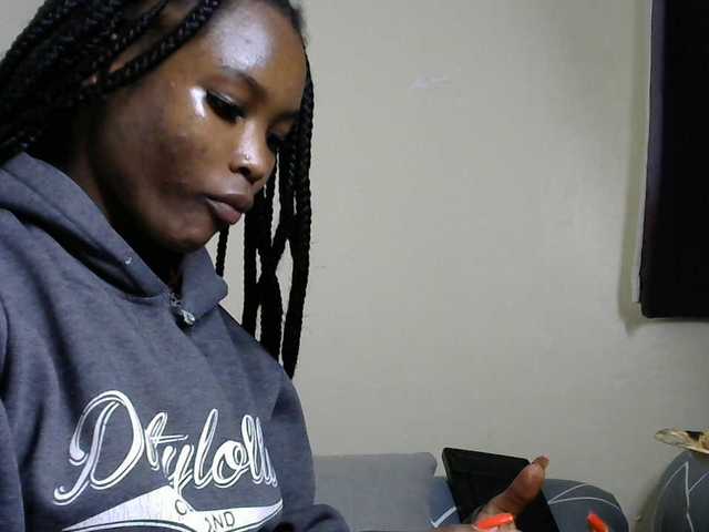 sumeyhia live cam on BongaCams