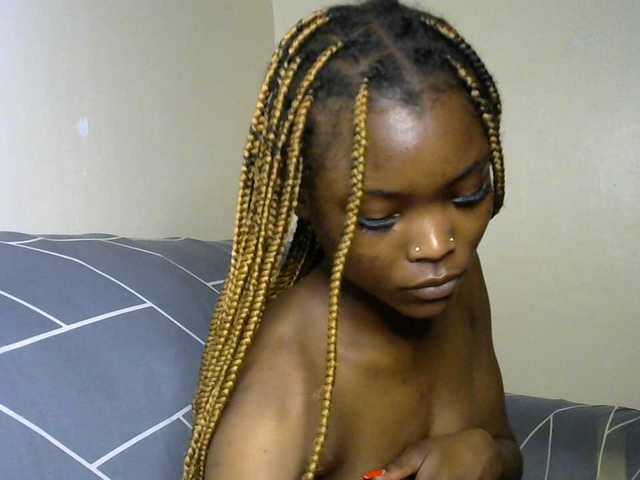 sumeyhia live cam on BongaCams