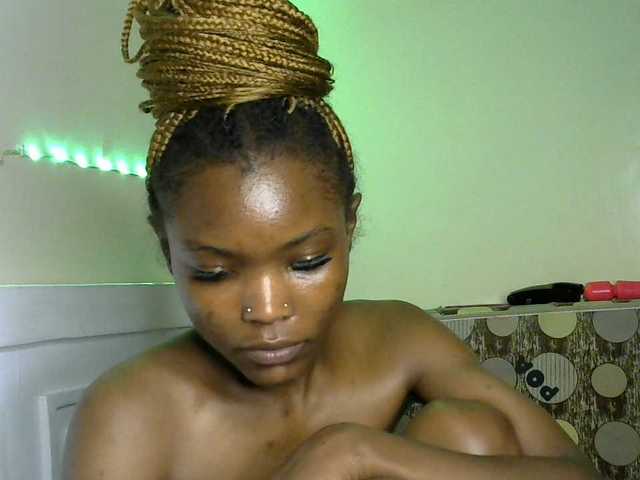 sumeyhia live cam on BongaCams