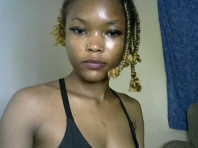 sumeyhia live cam on BongaCams