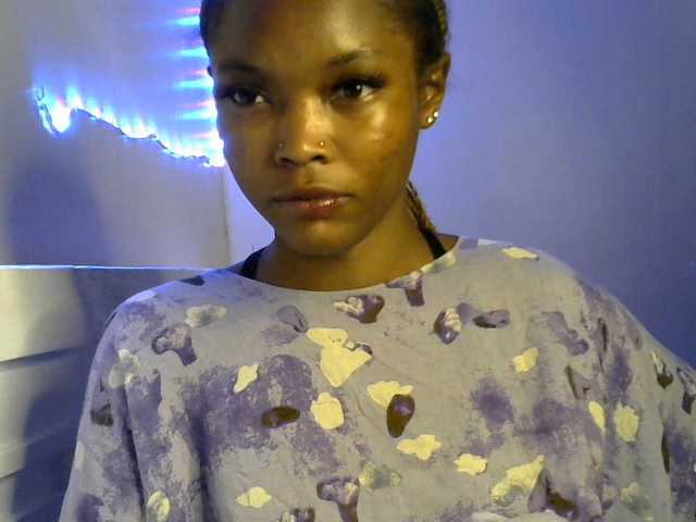 sumeyhia live cam on BongaCams