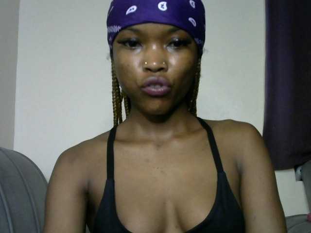 sumeyhia live cam on BongaCams