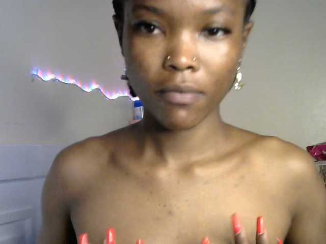 sumeyhia live cam on BongaCams