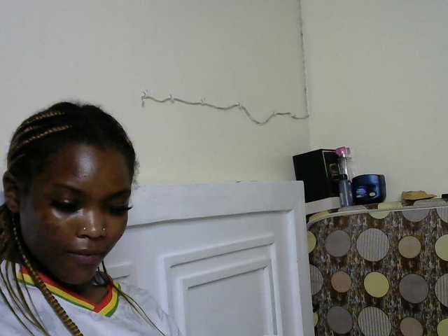 sumeyhia live cam on BongaCams