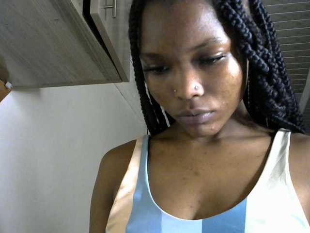 sumeyhia live cam on BongaCams