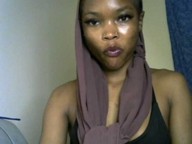 sumeyhia live cam on BongaCams