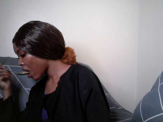 sumeyhia live cam on BongaCams
