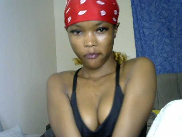 sumeyhia live cam on BongaCams