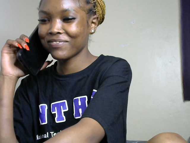 sumeyhia live cam on BongaCams