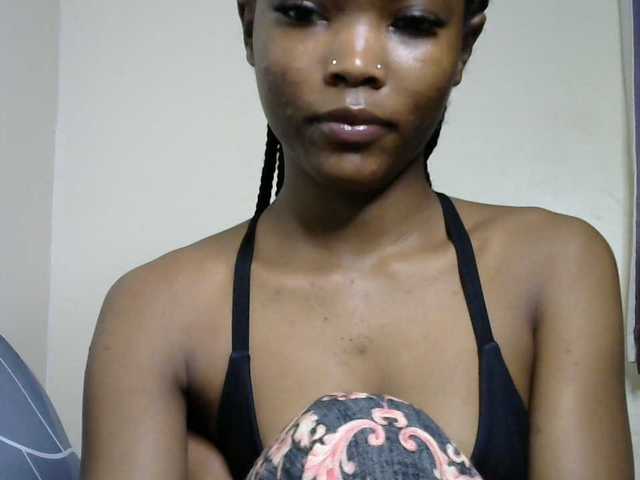 sumeyhia live cam on BongaCams