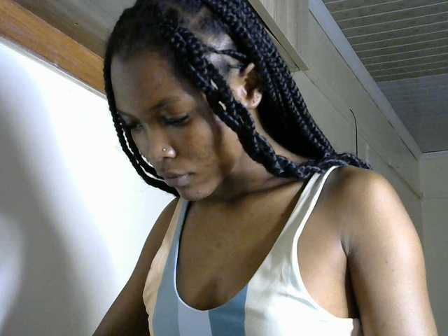 sumeyhia live cam on BongaCams