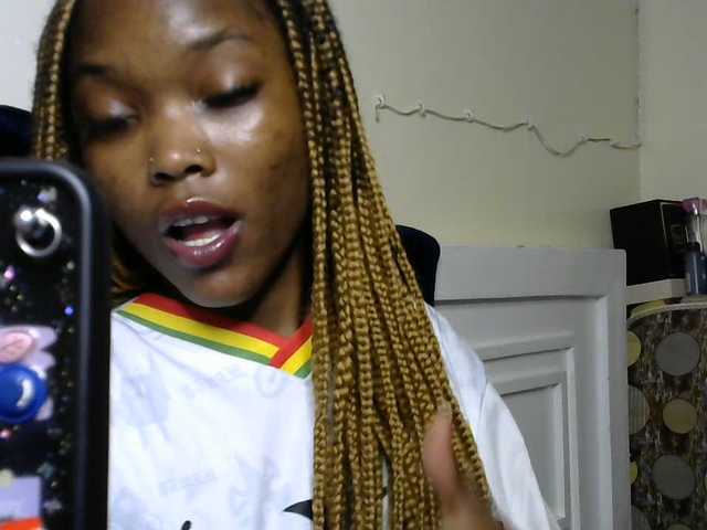 sumeyhia live cam on BongaCams