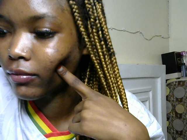 sumeyhia live cam on BongaCams