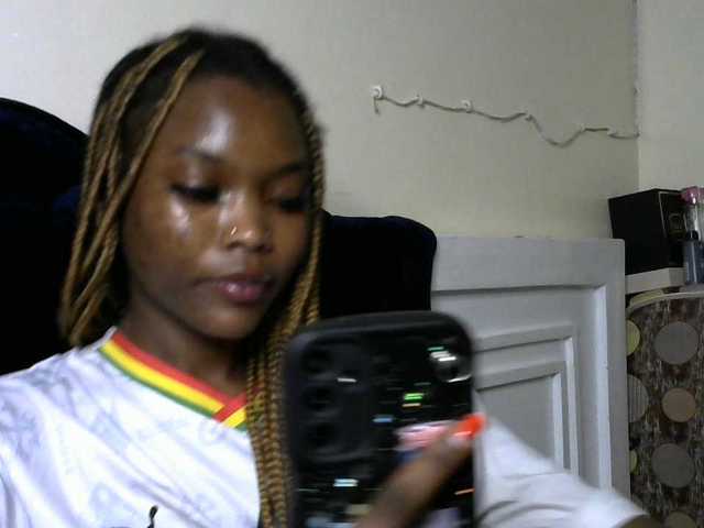 sumeyhia live cam on BongaCams