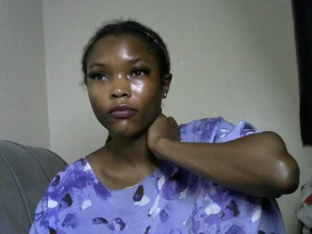 sumeyhia live cam on BongaCams