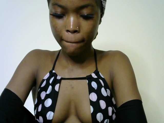 sumeyhia live cam on BongaCams