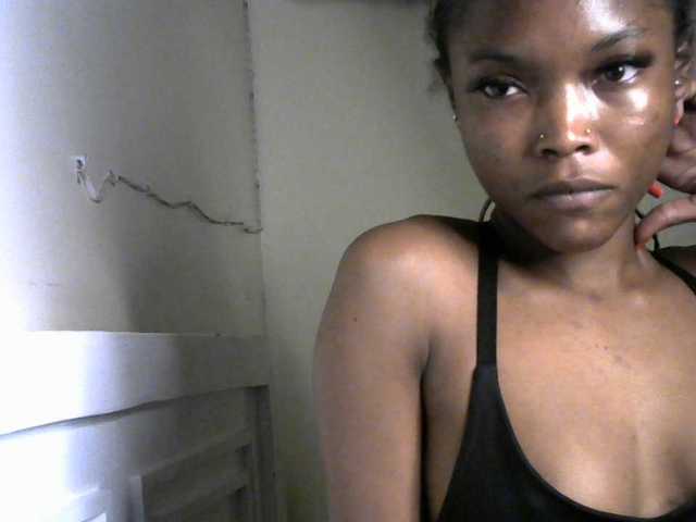 sumeyhia live cam on BongaCams
