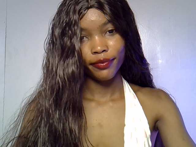 sumeyhia, en directo ahora en BongaCams