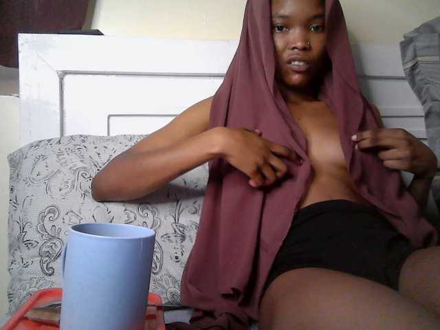 sumeyhia live cam on BongaCams