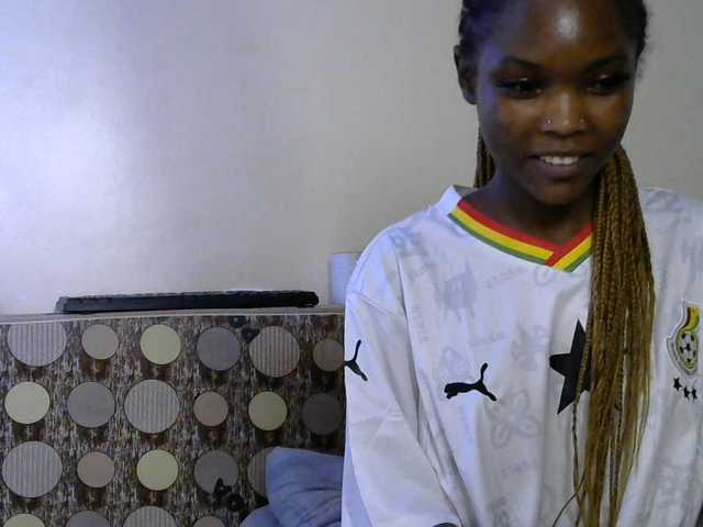 sumeyhia live cam on BongaCams