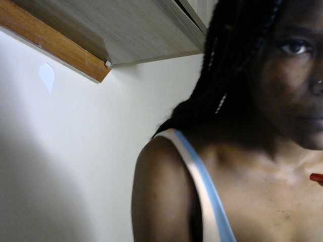 sumeyhia live cam on BongaCams