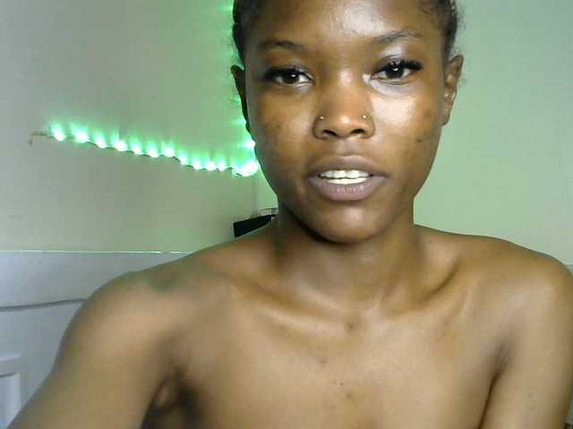 sumeyhia live cam on BongaCams