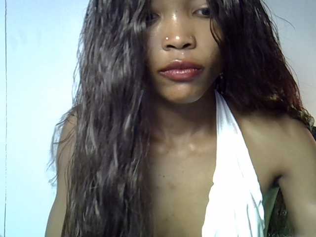 sumeyhia, live now on BongaCams