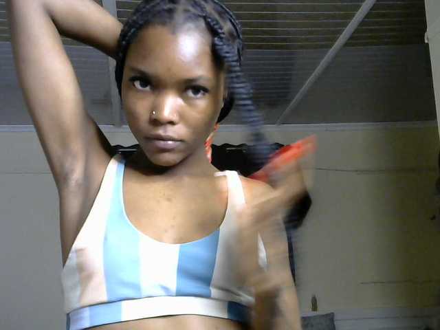 sumeyhia live cam on BongaCams