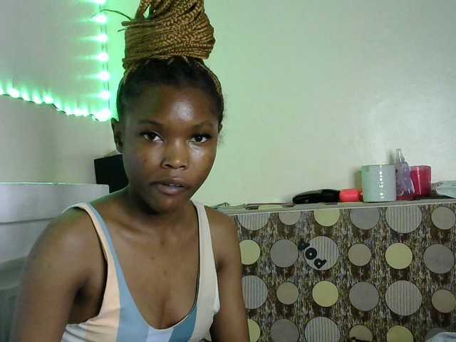 sumeyhia live cam on BongaCams