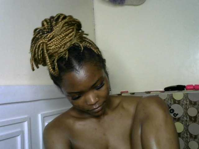 sumeyhia live cam on BongaCams