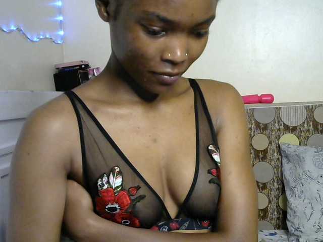 sumeyhia live cam on BongaCams