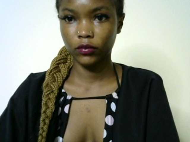 sumeyhia live cam on BongaCams